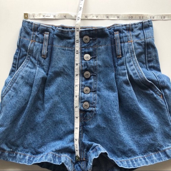 Abercrombie & Fitch Paperbag High Waisted Shorts - Picture 6 of 7